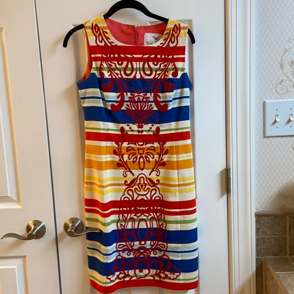 Beautiful dress. Perfect for spring! Rainbow! 🌈